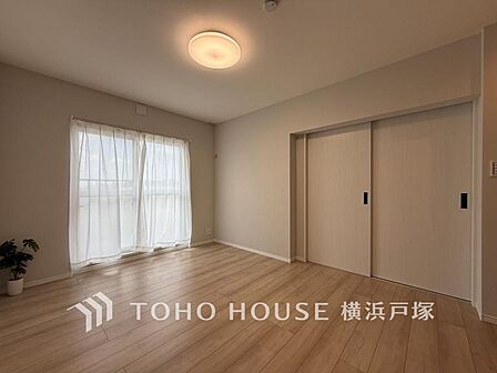 【Room】心安らぐプライベート空間。シンプルで機能的な居室が、日々の生活に快適さと豊かさをプラスします。