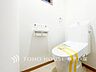 トイレ：【Toilet】寛ぎだけではない、快適な生活を送る為に必要なもの。毎日使う場所だから、より快適な空間に仕上げられています。