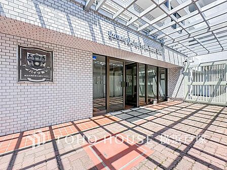 訪れる方へ古来からの伝統美を伝えてくれる空間です。温故知新のコンセプトを静かに力強く表現しています。