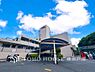 外観：太陽の恵みを存分に受けた明るくあたたかいお住まい。吹きぬける風を感じながら爽やかで風通しの良い暮らし