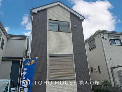 外観:「Appearance」表現された空間は豊かな光と風を纏い、暮らしの時間を豊かにしてくれます。デザインされた空間と競い合うかのような充実した建物設備も家族の時間を彩ってくれることでしょう。 外観:「Appearance」表現された空間は豊かな光と風を纏い、暮らしの時間を豊かにしてくれます。デザインされた空間と競い合うかのような充実した建物設備も家族の時間を彩ってくれることでしょう。