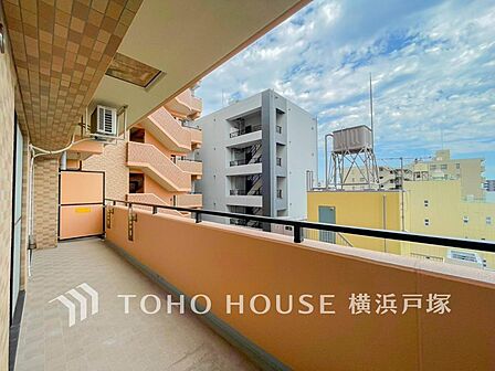 日が昇り、そして沈んでゆく・・・東京という都市が愛おしくなっていく。