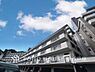 外観：【Appearance】住む人を映し出す洗練された佇まいは、いつまでも輝き続けながらいつしか街の風景に溶け込んでいきます。