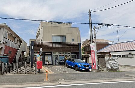 片瀬郵便局まで約625m
