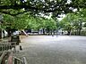 周辺：若尾山公園まで約750m若尾山公園は、緑豊かな自然に囲まれた公園です。遊具や広場が整備され、お子さまの遊び場や散策、気軽なリフレッシュを楽しめる地域の憩いのスポットです。