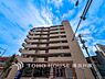 外観：【Appearance】住む人を映し出す洗練された佇まいは、輝き続けながらいつしか街の風景に溶け込んでいきます。