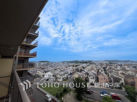 【View】目の前に広がる美しい景色。四季折々の風景を楽しみながら、心を豊かにする眺望が日常を特別にします。