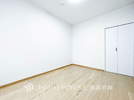 【Room】ご家族やお客様との時間等多くの時を刻む空間。何気なく過ぎる時でさえも、心地よく穏やかなひとときへと導く住まいを目指して。