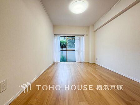 【Room】心安らぐプライベート空間。シンプルで機能的な居室が、日々の生活に快適さと豊かさをプラスします。