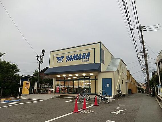 営業時間は朝9...