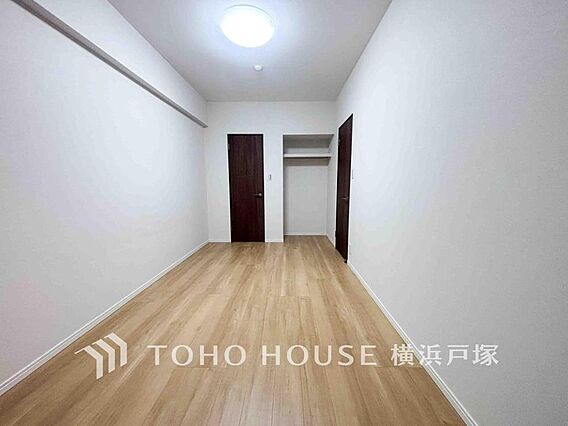 「Room」穏...