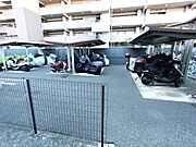 バイク置き場もございます