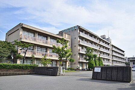 習志野市立第五中学校1640m徒歩21分