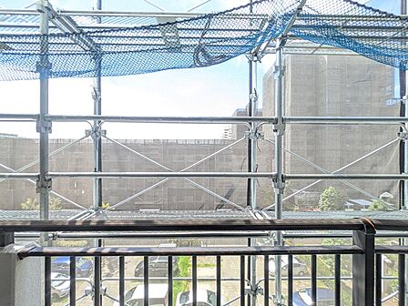 住居からの眺望(大規模修繕中)