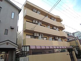 大阪府高槻市野見町（賃貸マンション1DK・3階・22.00㎡） その1