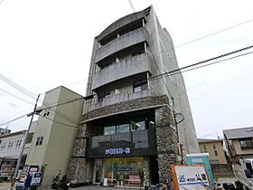 京都府京都市西京区桂野里町（賃貸マンション1R・3階・32.00㎡） その1