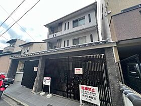 ブラゾーン Ageha  ｜ 京都府京都市上京区下長者町通智恵光院東入西辰巳町110番（賃貸マンション1LDK・1階・40.73㎡） その1