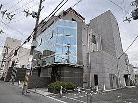 高槻クリスタルビル  ｜ 大阪府高槻市北園町12-18（賃貸マンション1R・4階・25.00㎡） その1