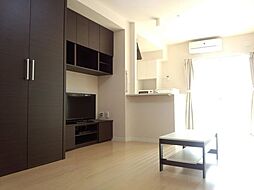 レオネクストななみ 1階ワンルームのリビング/ダイニング