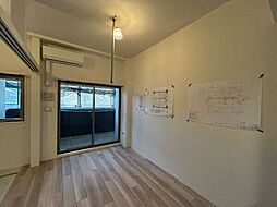 セレニテ梅田北アリエ壱番館 10階1LDKのリビング/ダイニング