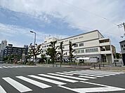 大阪市東淀川区役所 徒歩36分。 2860m