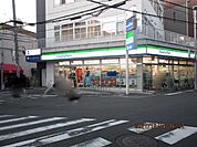 ファミリーマート茨木竹橋町店 徒歩2分。 90m