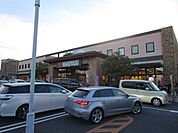 マルヤス宮田店 徒歩13分。 1040m