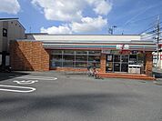 セブンイレブン　高槻下田部町2丁目店 徒歩8分。 600m