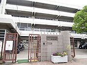 吹田市立第六中学校 徒歩29分。 2280m