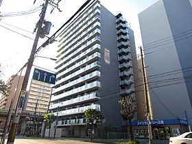 コンフォリア江坂  ｜ 大阪府吹田市広芝町11-21（賃貸マンション1R・13階・23.79㎡） その1