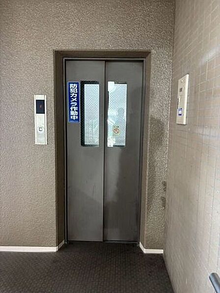 エレベータ