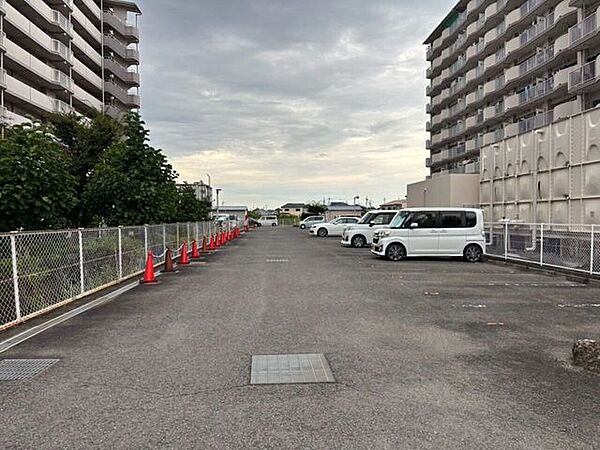 駐車場を拡大表示