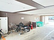 駐輪場・バイク置場も完備