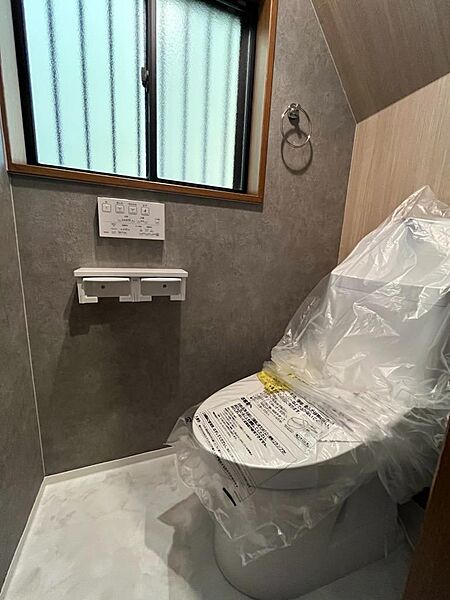 トイレを拡大表示