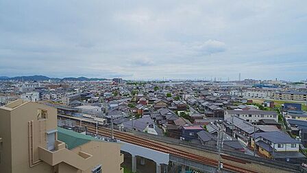 10階のため眺望・通風良好です♪