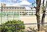 周辺：安室小学校 700m