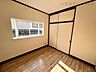 子供部屋：4.5帖の洋室は子供部屋に最適です♪