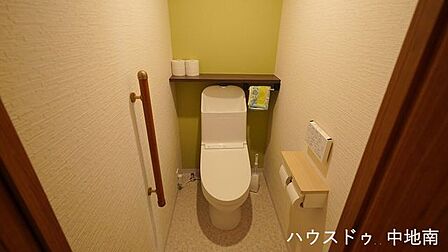 温水洗浄便座付きトイレ♪