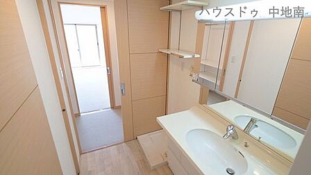 広々とした洗面スペース♪