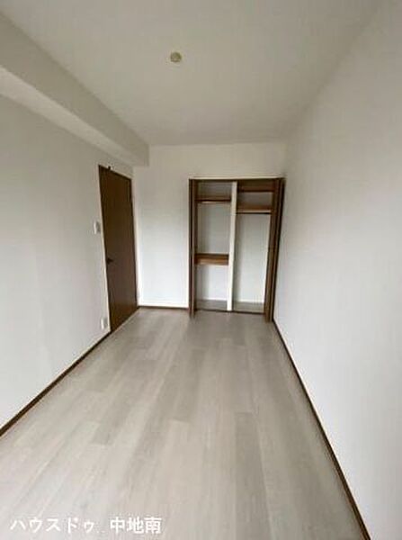 洋室を拡大表示