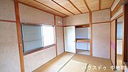 寝室としても使用できる6帖の和室スペース♪