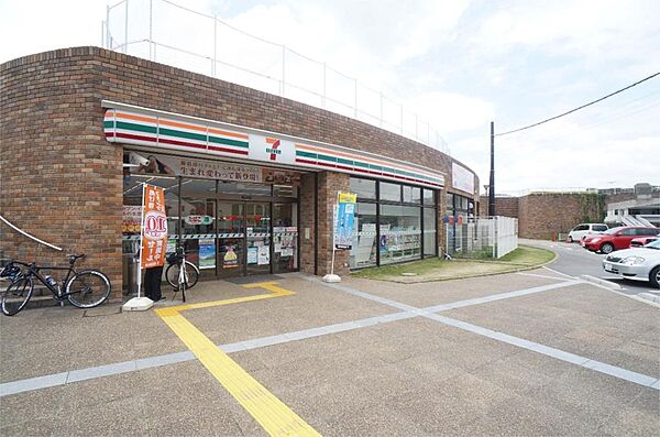 画像19:セブンイレブン 精華町光台店（223m）