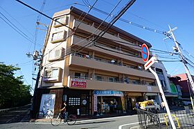 コーポオオミヤ  ｜ 奈良県奈良市大宮町６丁目（賃貸マンション3LDK・2階・66.40㎡） その1