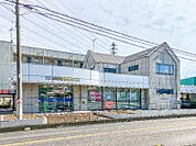 足利小山信用金庫韮川支店 2250m