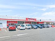 ディスカウントストアトライアル太田由良店 718m