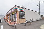 セブンイレブン 伊勢崎境平塚店 537m