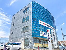 八十二銀行太田支店 465m
