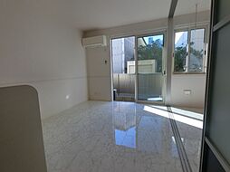 アーバンロック 1階1LDKのリビング/ダイニング