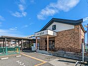 福居駅 594m