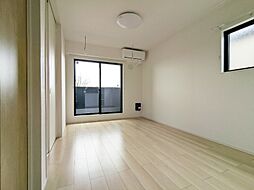 メゾン ド ファミーユ I 2階2LDKのリビング/ダイニング